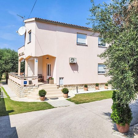 Holiday Home Ive By Interhome Petrcane Bagian luar foto
